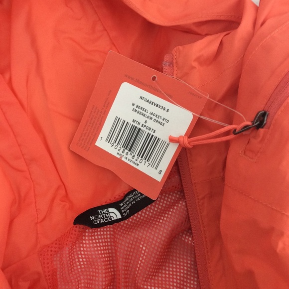 The North Face Boreal Jacket D32 - Picture 8 of 8